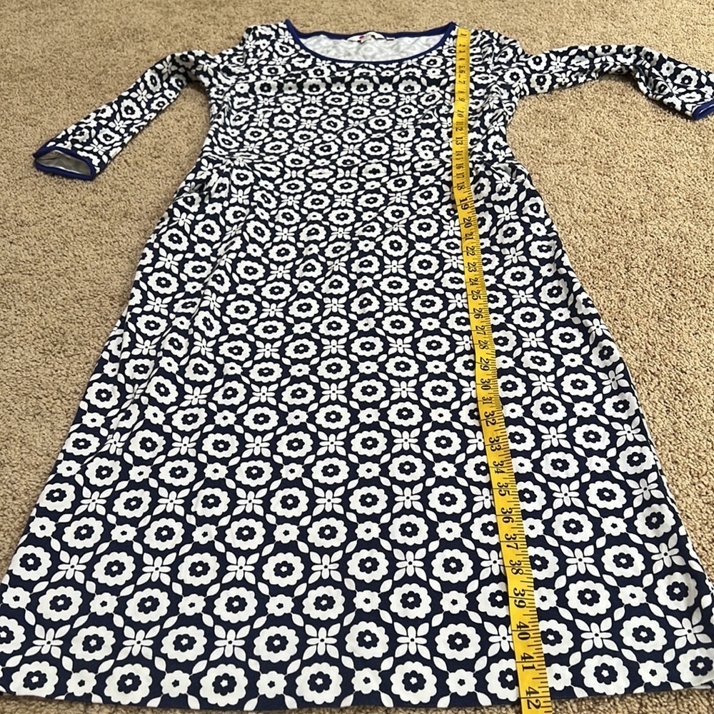 BODEN Size 8L navy with white combo printed midi dress with pockets - Picture 7 of 10